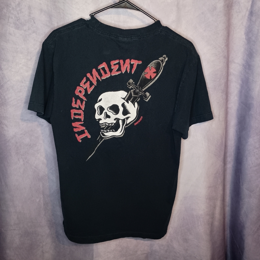 Independent Dressen Skull Y2K Graphic Skate Tee‎